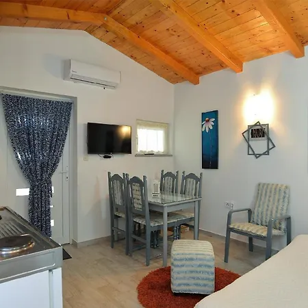 Apartment Fuer 4 Personen Ca 26 Qm In Pomer, Istrien Istrische Riviera