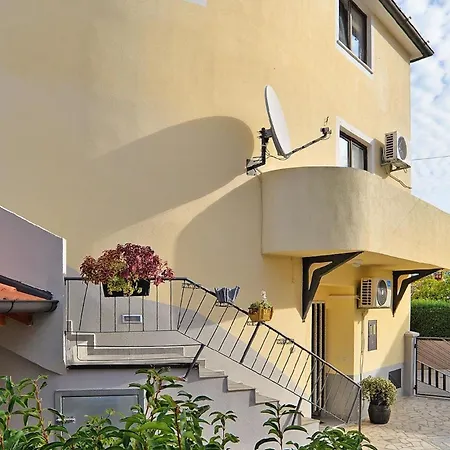 Apartment Fuer 4 Personen Ca 26 Qm In Pomer, Istrien Istrische Riviera